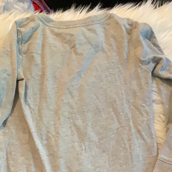 Nike Gray Crew Neck Long Sleeve with Iconic Swoosh - Picture 6 of 6